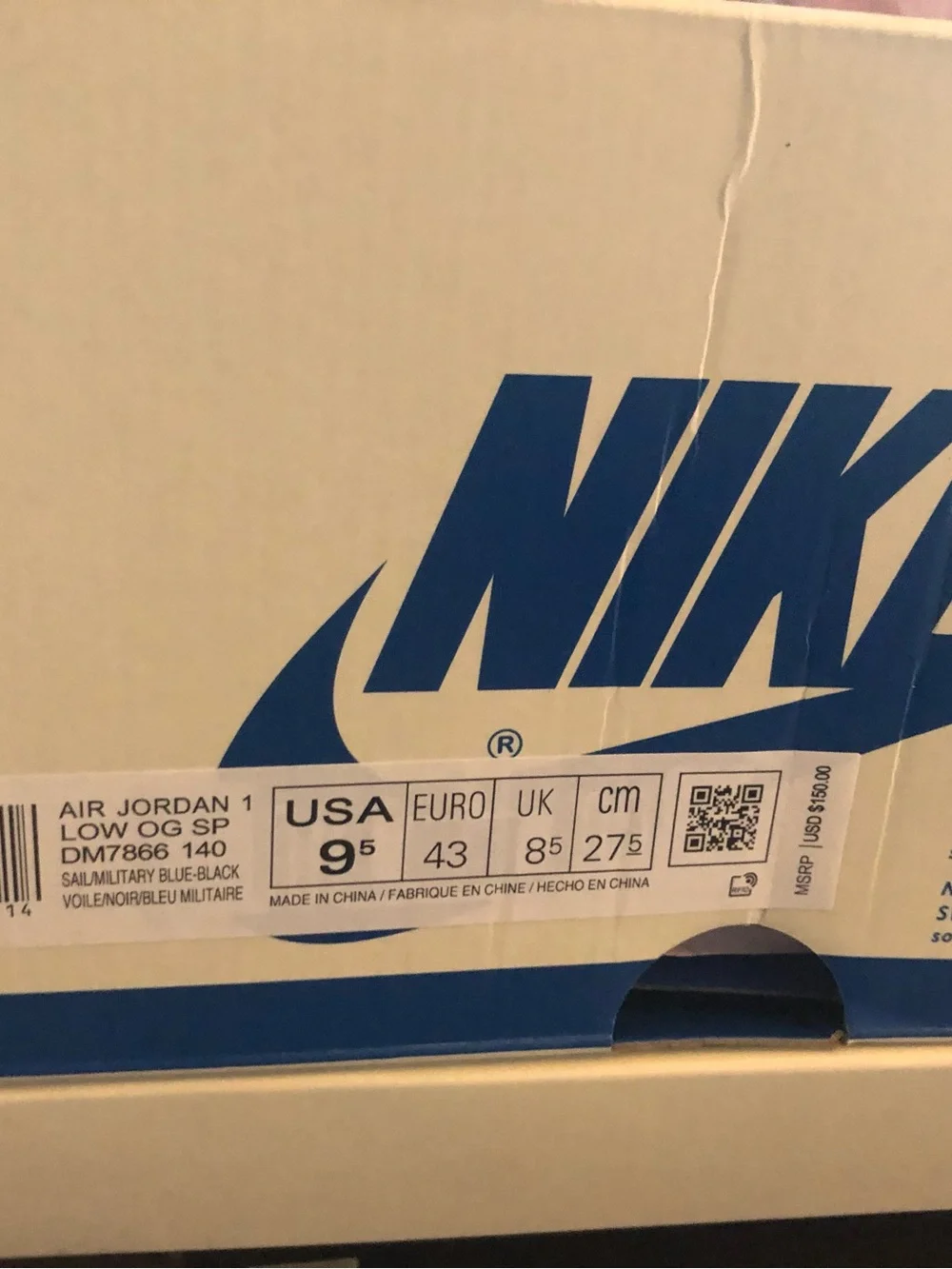 Jordan Retro High-Top Sneakers - White/Black/Cream
